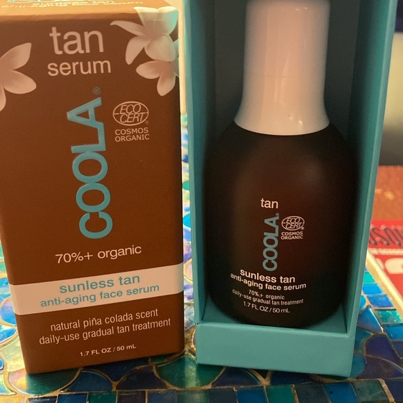 Coola tanning!! - Picture 2 of 3